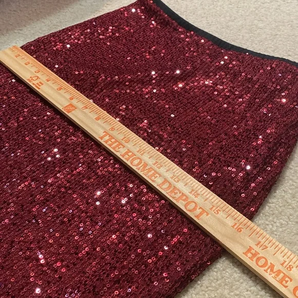 Festive glitter skirt - Picture 6 of 9